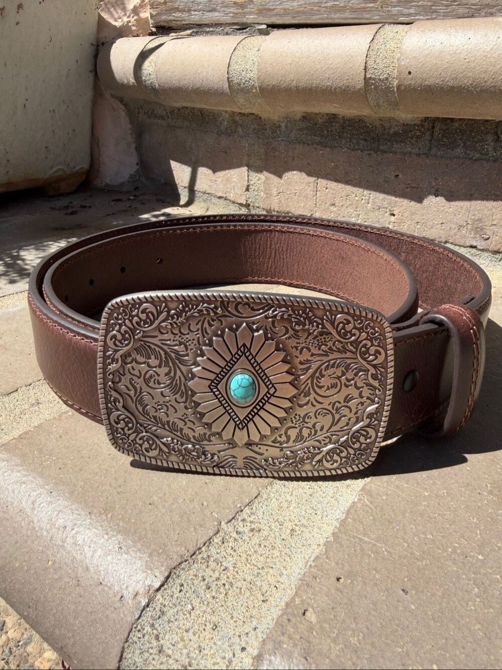 NWT western genuine, leather brown belt with turquoise Concho engraved buckle